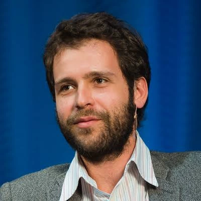 Portrait: Gustavo Faleiros